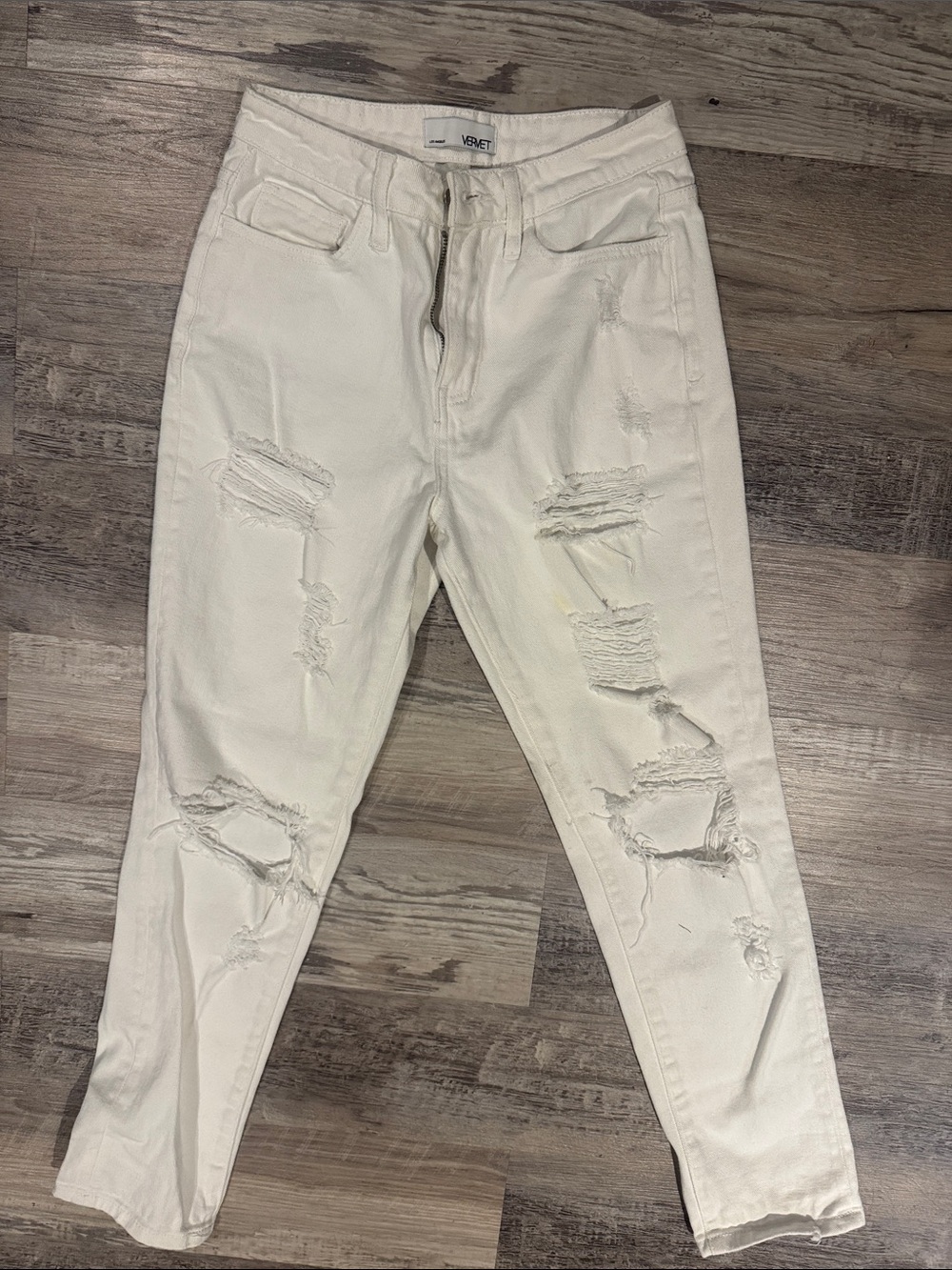 Vervet White Distressed Boyfriend Jeans